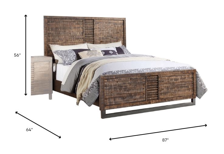 87' X 64' X 56' Reclaimed Oak Queen Bed