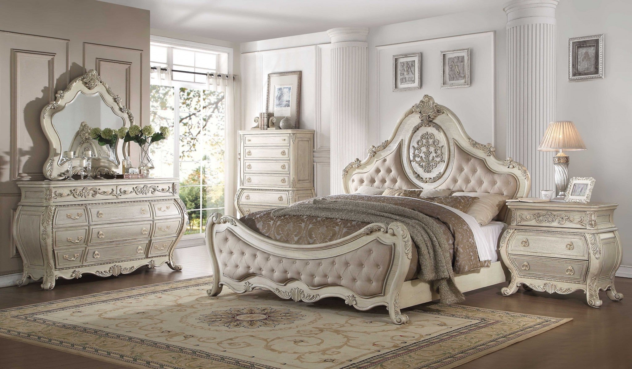 20' X 38' X 34' Antique White Wood Nightstand