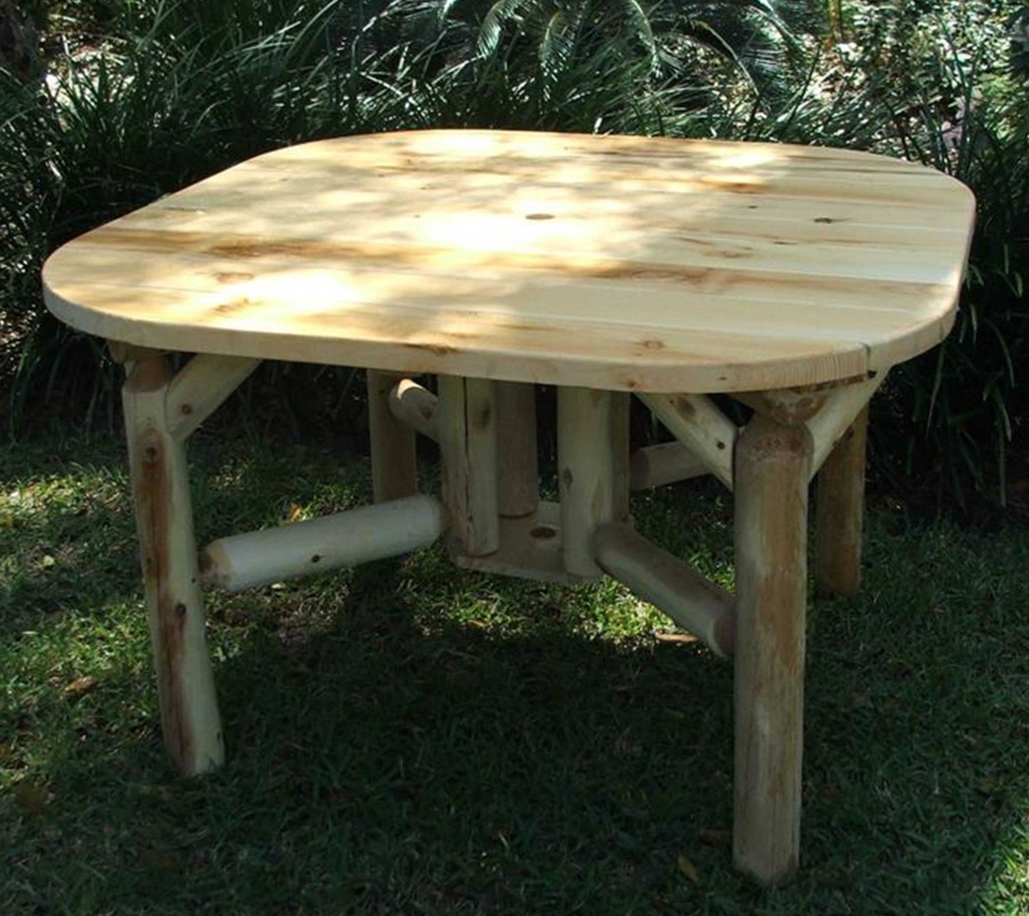 47' X 47' X 30'  Natural Wood Roundabout Table